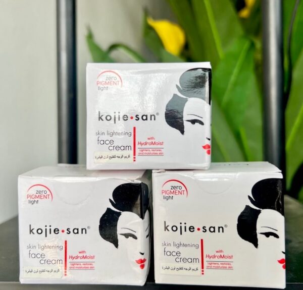 KOJIE SAN LIGHTENING FACE CREAM