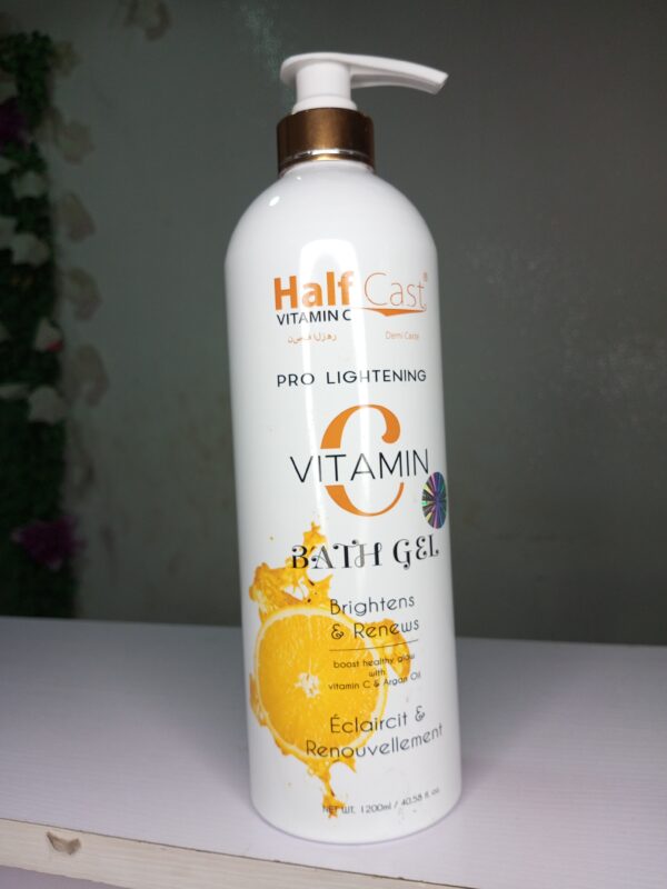 HALF CAST VITAMIN C PRO LIGHTENING SHOWER GEL