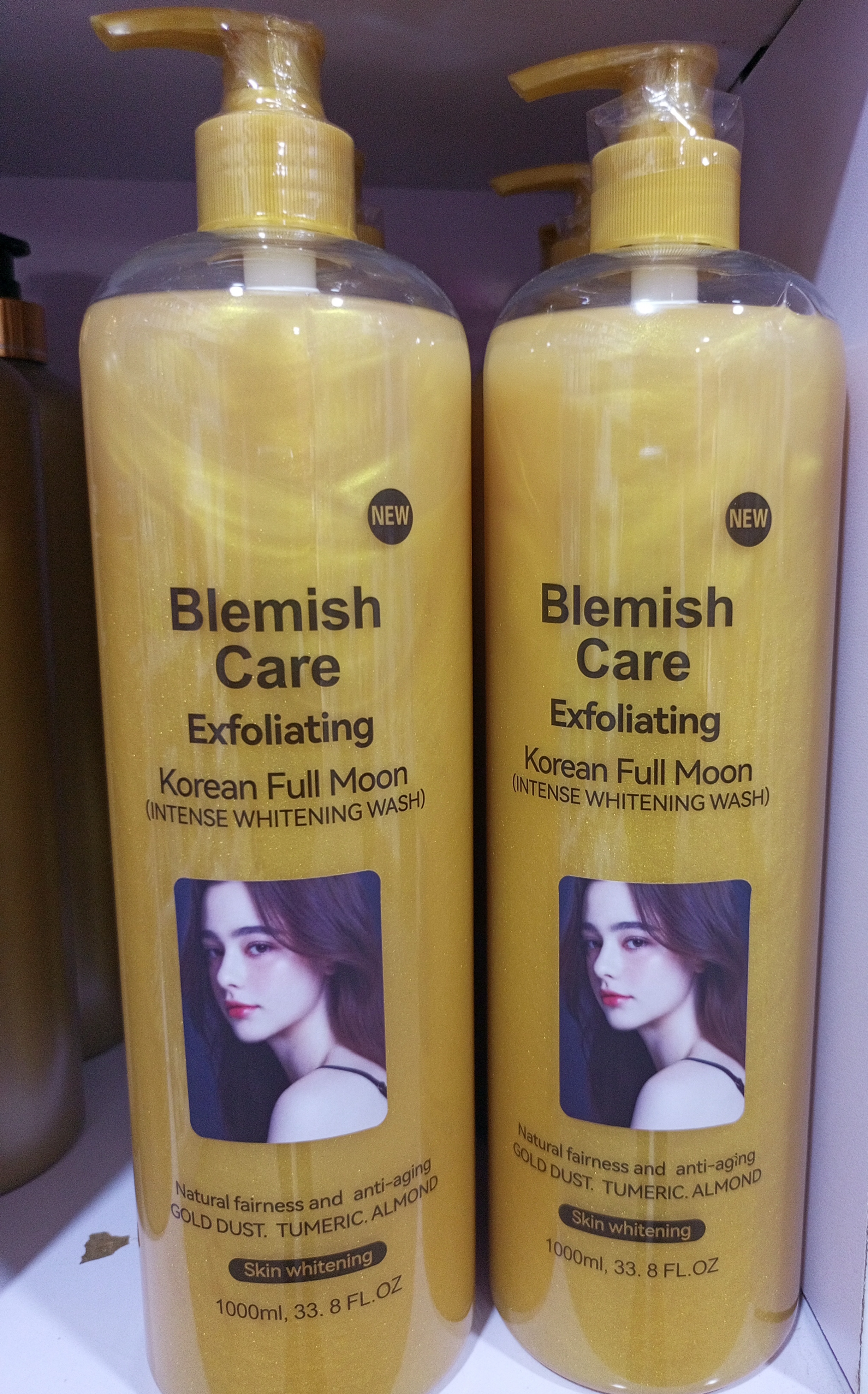 BLEMISH CARE EXFOLIATING KOREAN FULL MOON WHITENING WASH