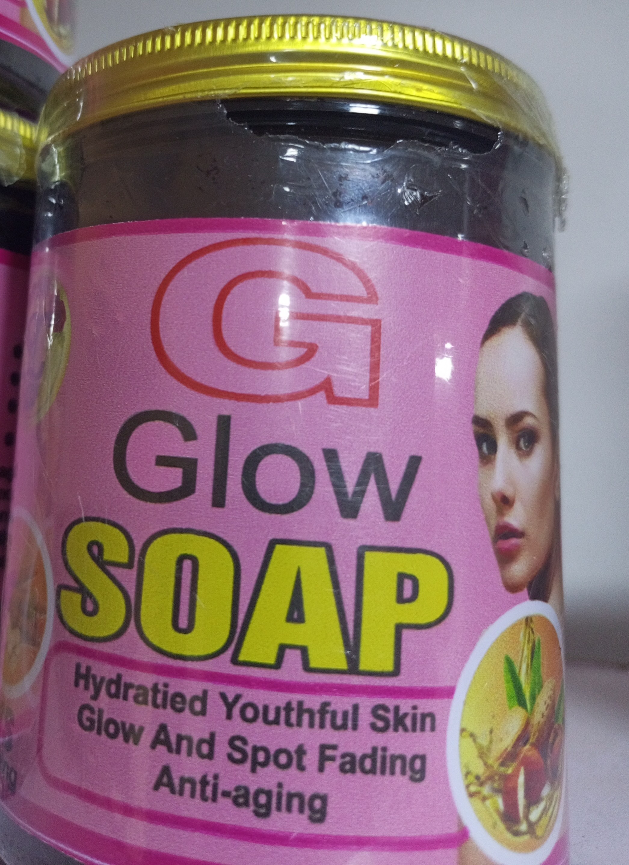 G GLOW Whitening SOAP