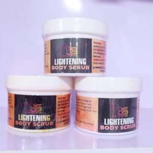 QBS LIGHTENING BODY SCRUB 300G